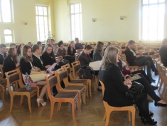 Skolēni debatē par 10 gadiem, kopš Latvijas pievienošanās NATO