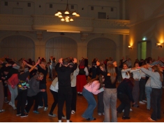 eS Te PaR jeb 7. - 9.klašu skolēni saliedējas nakti pavadot skolā