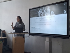 Skolēni iepazīst propagandu Latvijas vēsturē