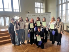 Ģimnāzijas pamatskolas debašu komanda iegūst 1.vietu novada turnīrā!