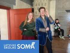 Skolēni iepazīst Kurzemes hercogistes vēsturi