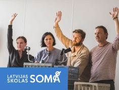 Cēsu Mazais teātris viesojas ģimnāzijā