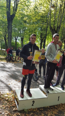 Daugavas stadionā notika pilsētas skolu sacensības vieglatlētikas četrcīņā