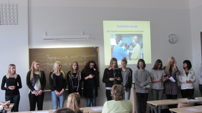 Prezentāciju vēstījums svešvalodā „Manu vecāku profesija”