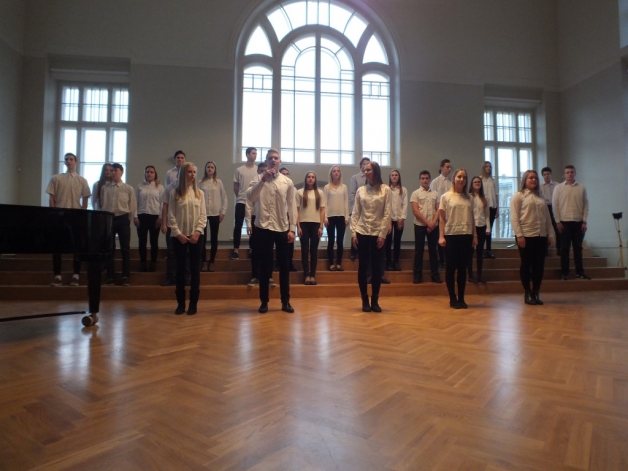 LITERĀRI MUZIKĀLĀS KOMPOZĪCIJAS