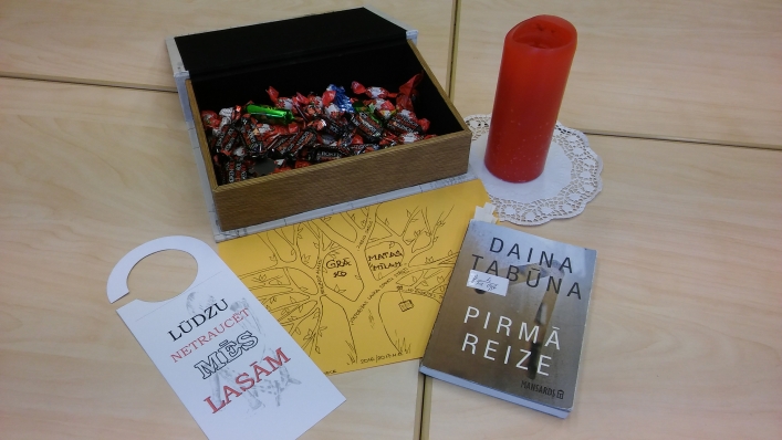 GRĀMATU KLUBĀ - DAINAS TABŪNAS STĀSTU KRĀJUMS “PIRMĀ REIZE”