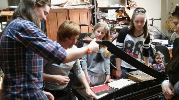 GRĀMATU KLUBS UN GRĀMATAS NO 16. GADSIMTA!