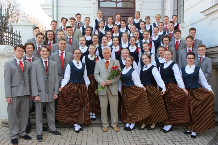 Ceļā uz Dziesmu svētkiem