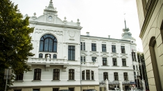 Skolas renovācijas attēli