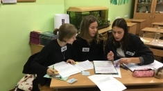 Ģimnāzijas debatētāji veiksmīgi startē